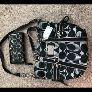 Coach purse and matching wallet